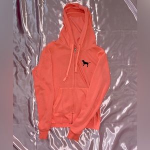 VS pink hoodie